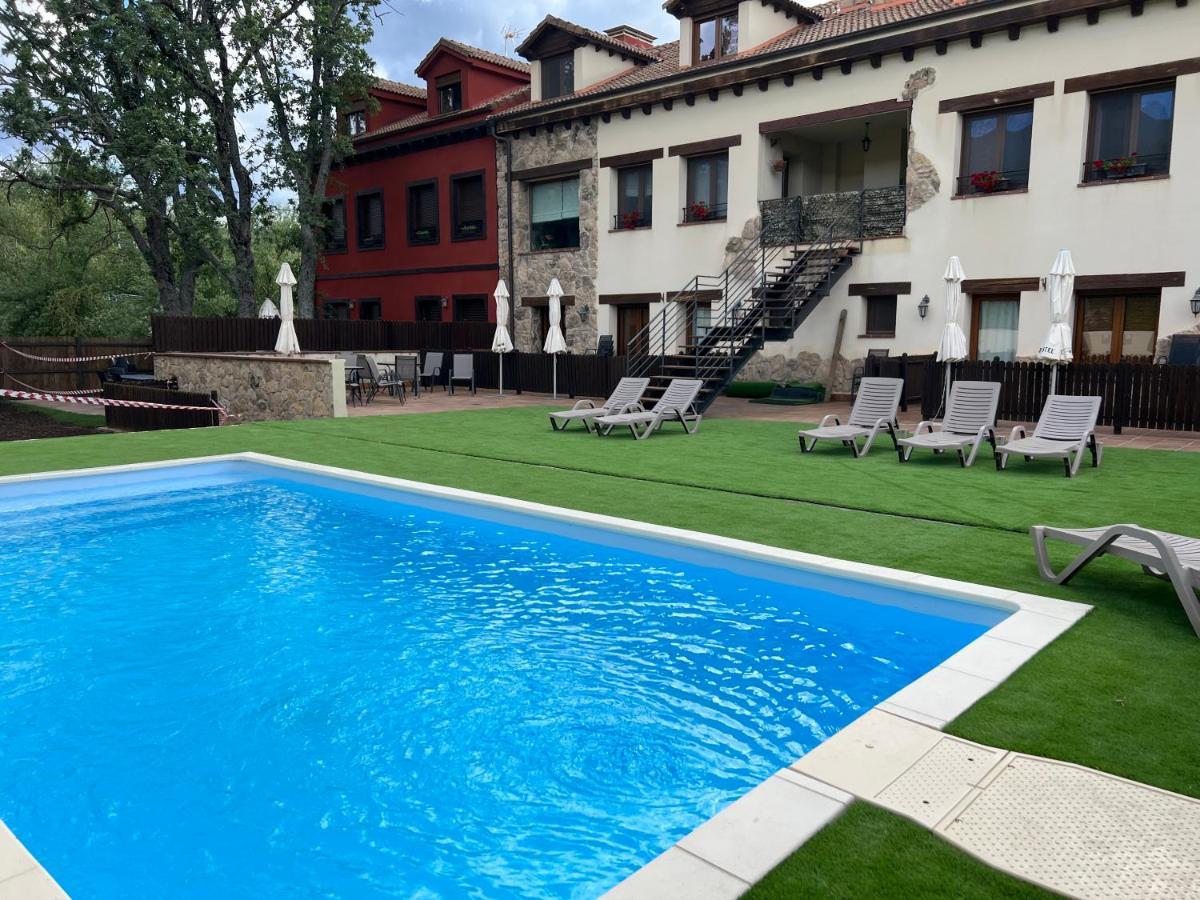 Ferienwohnung Casa De Navalhorno Valsain La Pradera de Navalhorno Exterior foto