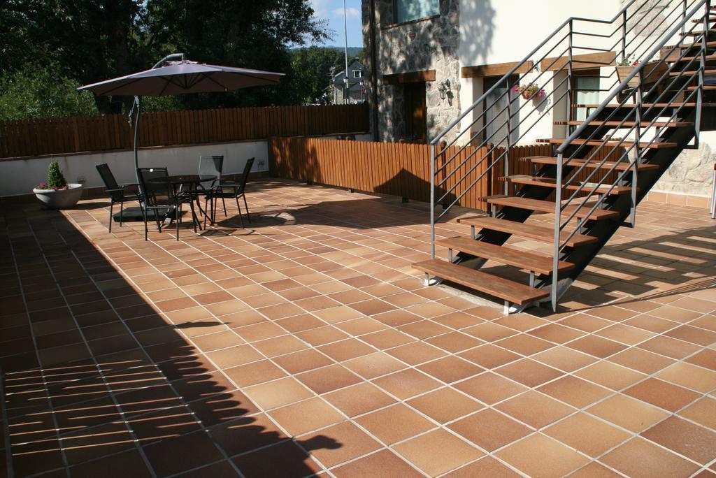 Ferienwohnung Casa De Navalhorno Valsain La Pradera de Navalhorno Exterior foto